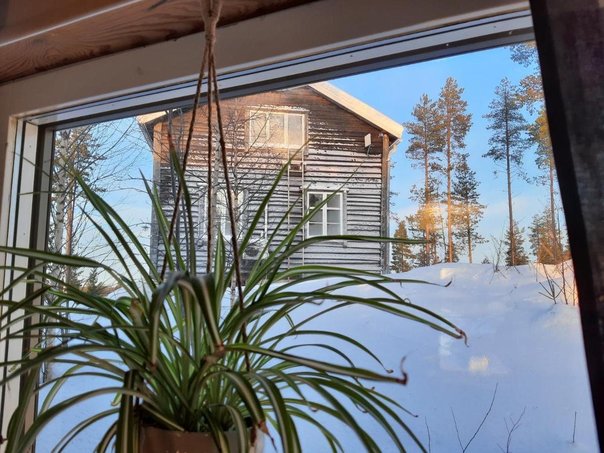 Kalix Riverside Inn, Farm Timbering エクステリア 写真