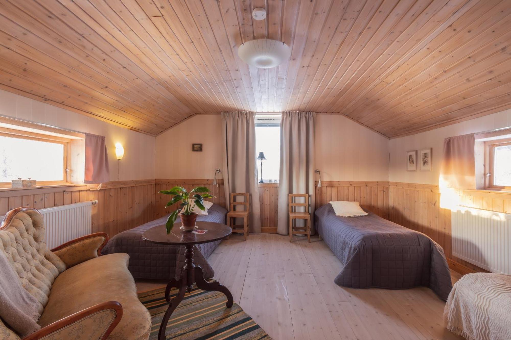 Kalix Riverside Inn, Farm Timbering エクステリア 写真