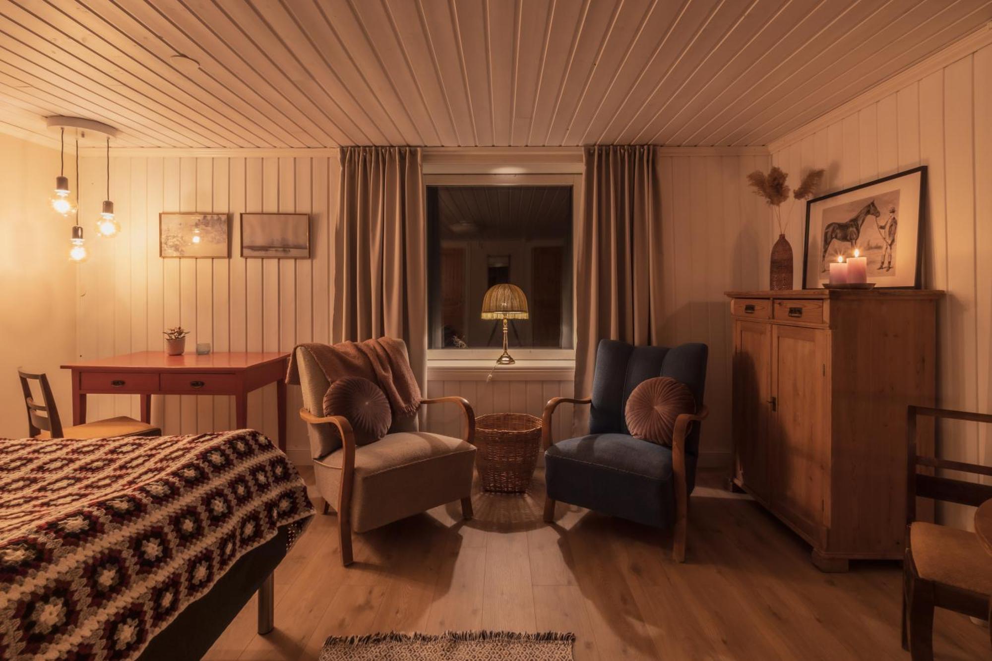 Kalix Riverside Inn, Farm Timbering エクステリア 写真