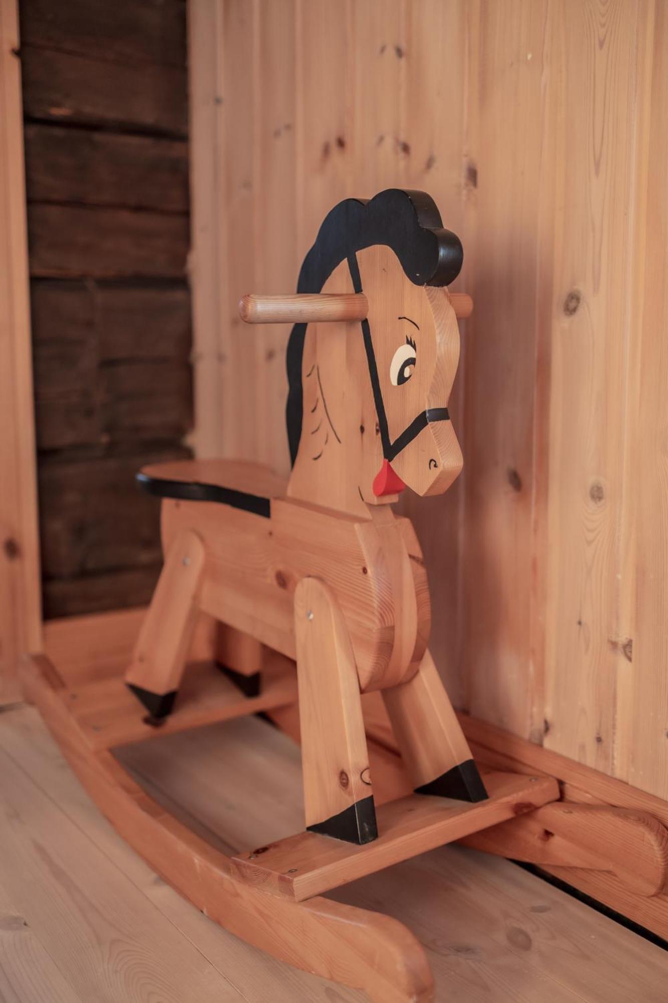 Kalix Riverside Inn, Farm Timbering エクステリア 写真