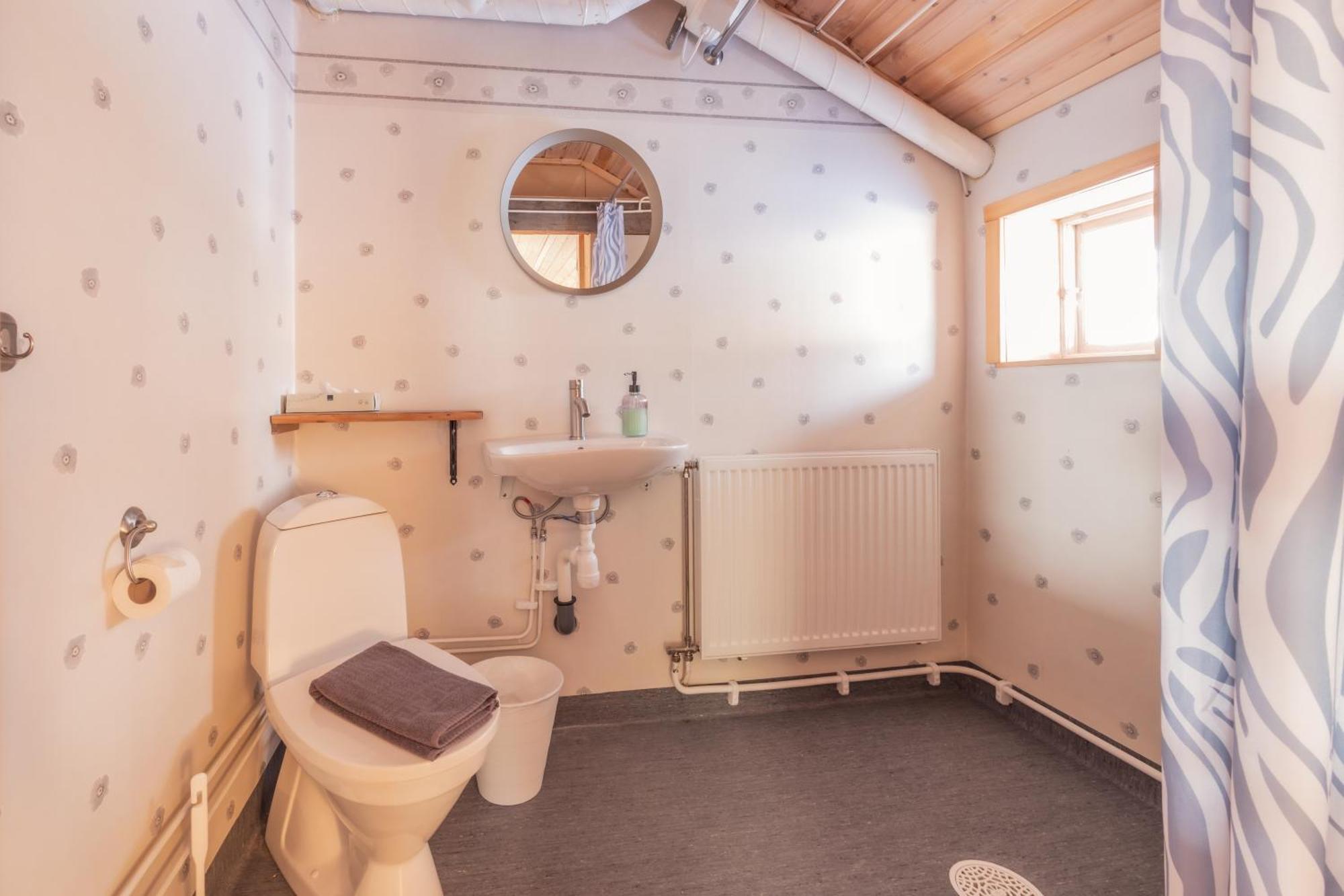Kalix Riverside Inn, Farm Timbering エクステリア 写真